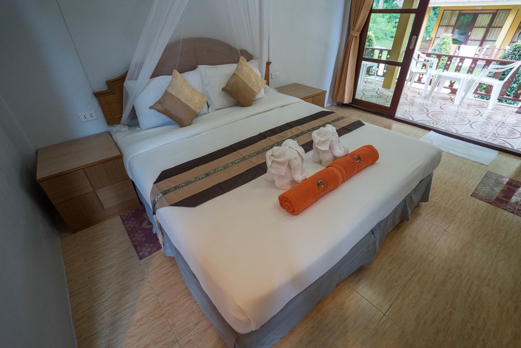 Tonsai Bay Resort Esterno foto