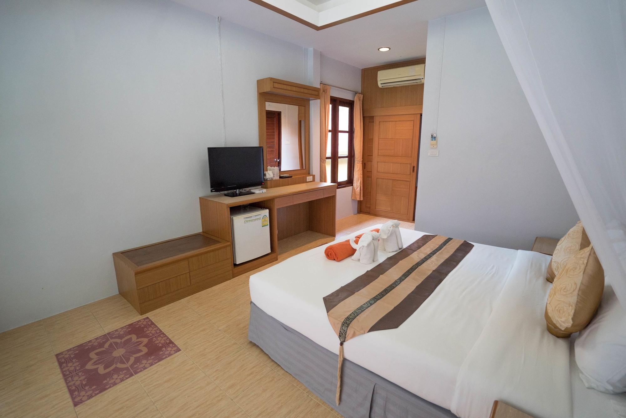 Tonsai Bay Resort Esterno foto