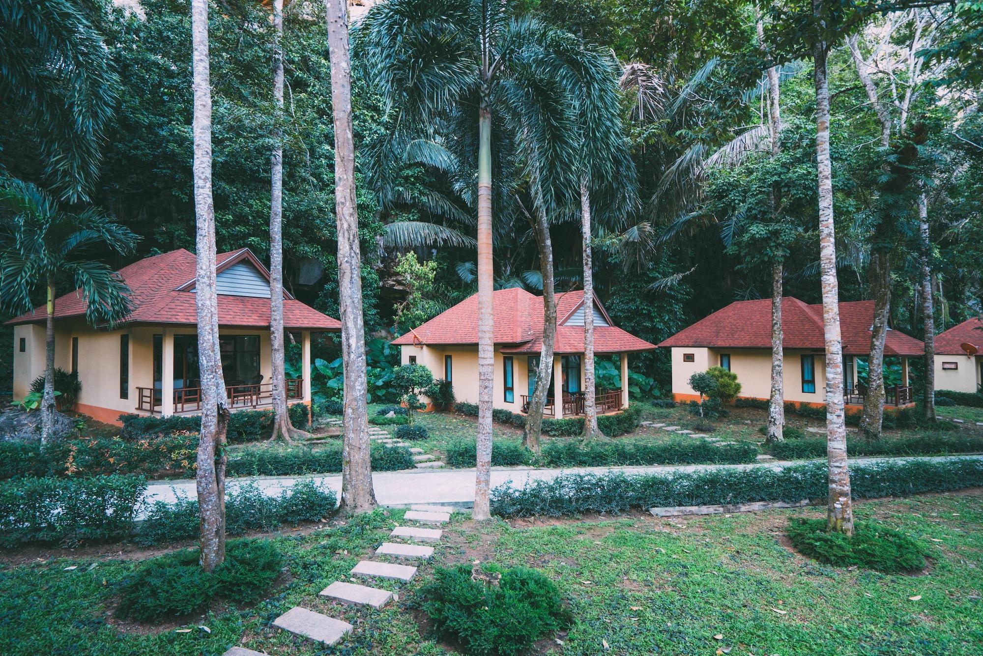 Tonsai Bay Resort Esterno foto