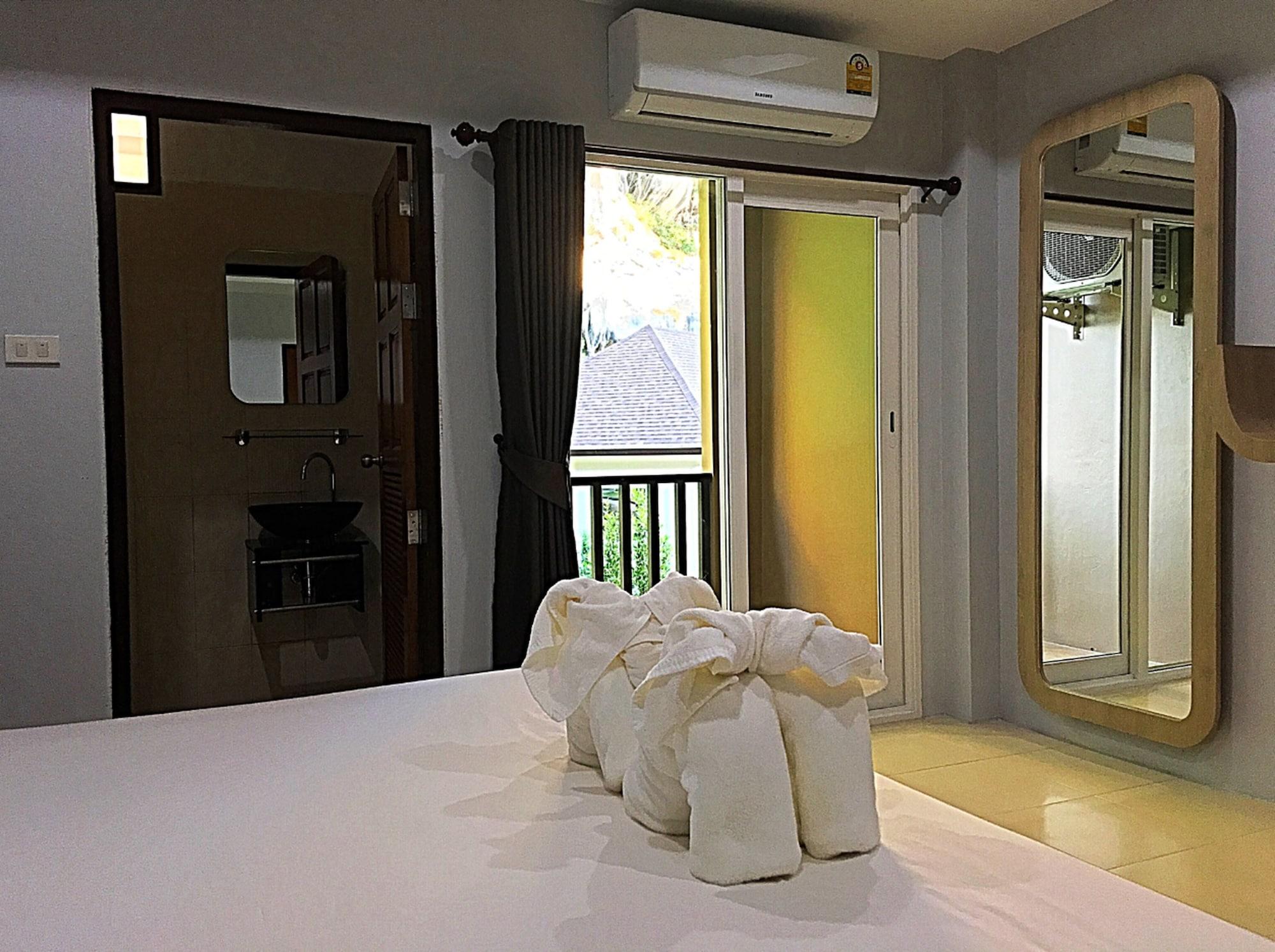 Tonsai Bay Resort Esterno foto