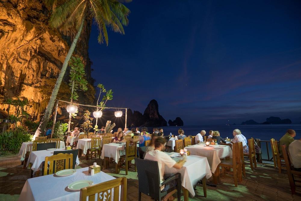Tonsai Bay Resort Esterno foto