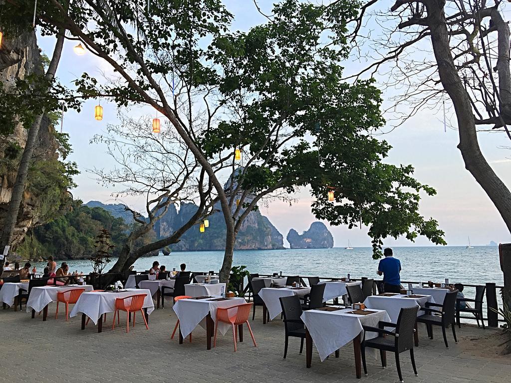 Tonsai Bay Resort Esterno foto