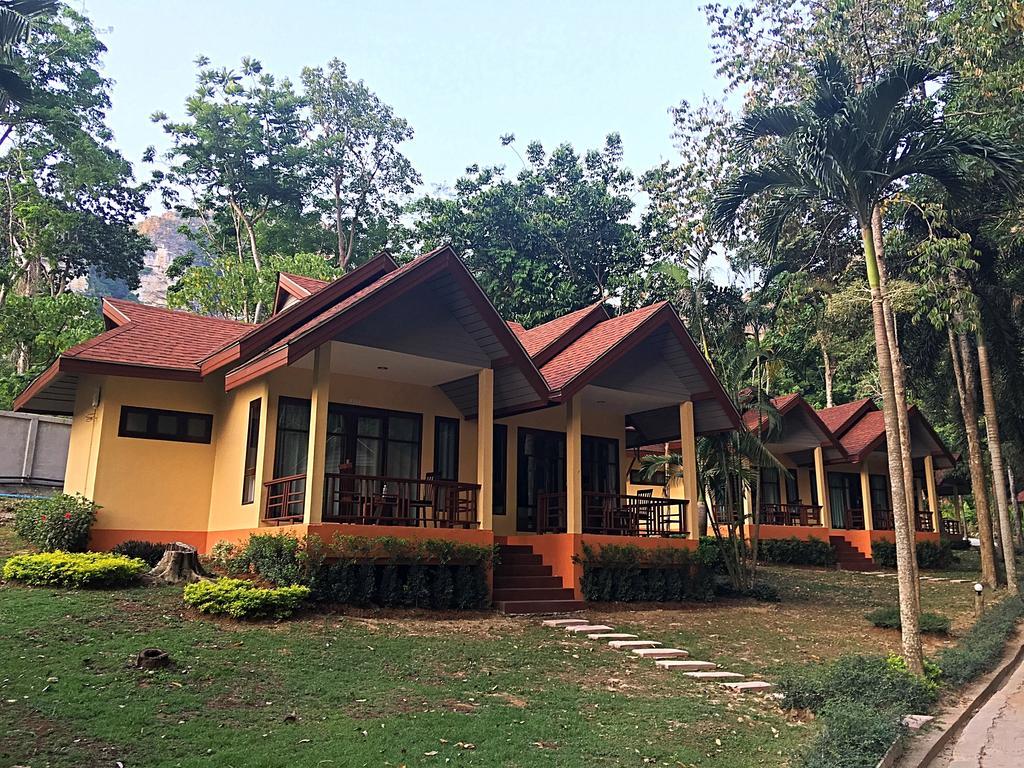 Tonsai Bay Resort Esterno foto