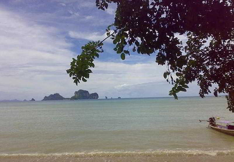 Tonsai Bay Resort Esterno foto