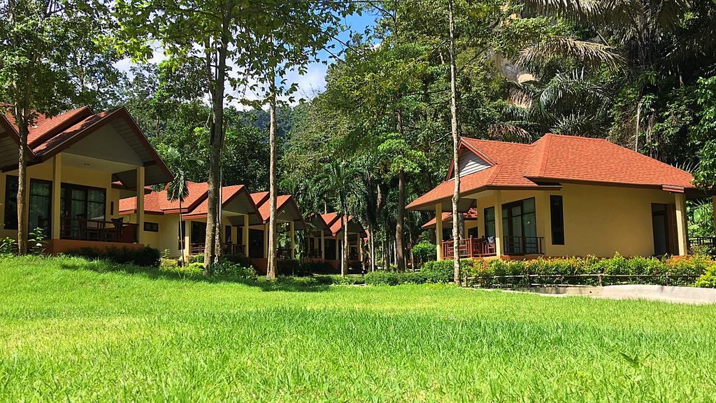 Tonsai Bay Resort Esterno foto
