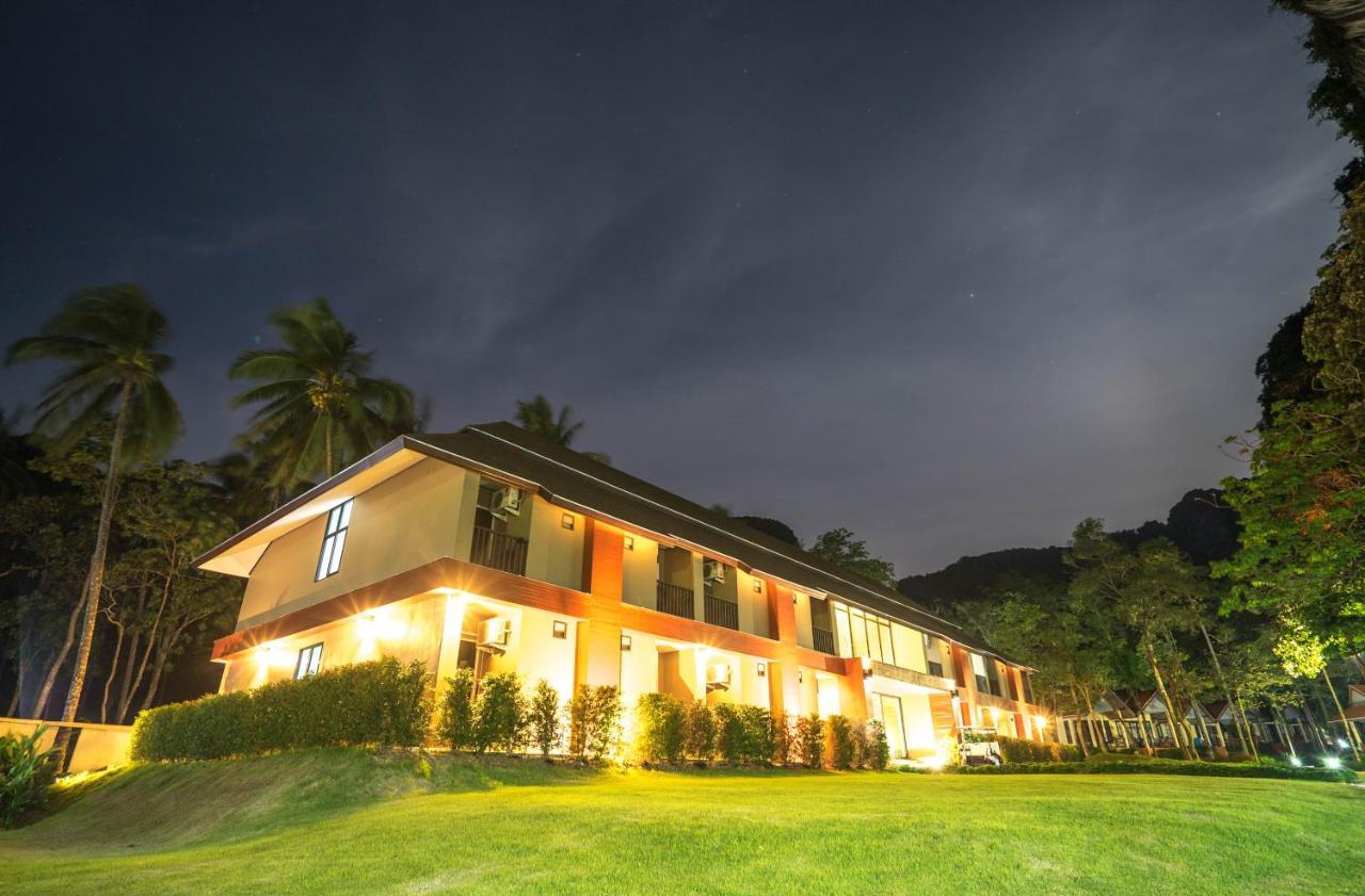 Tonsai Bay Resort Esterno foto